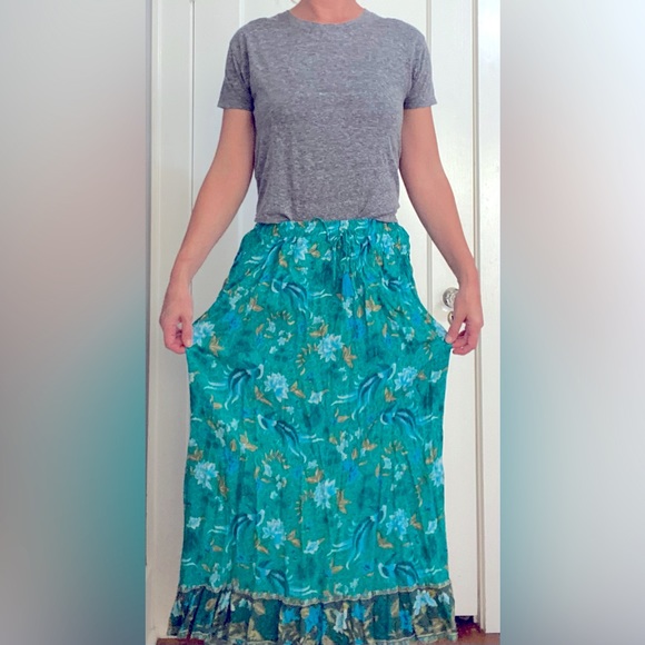 Dresses & Skirts - Bohemian Maxi Skirt